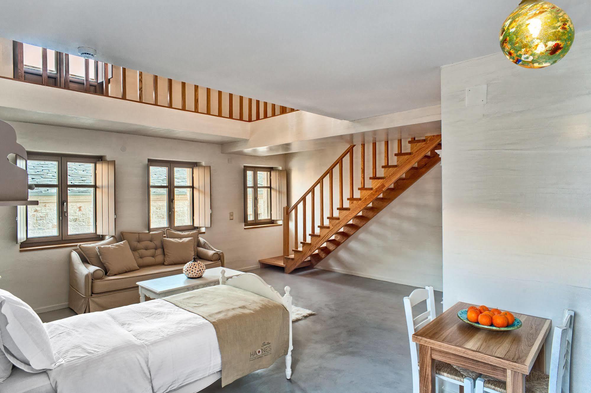 Haones Suites Ioannina Exterior photo